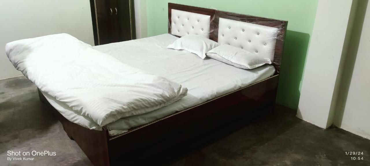 Harsh Home Stay Ayodhya Exterior photo