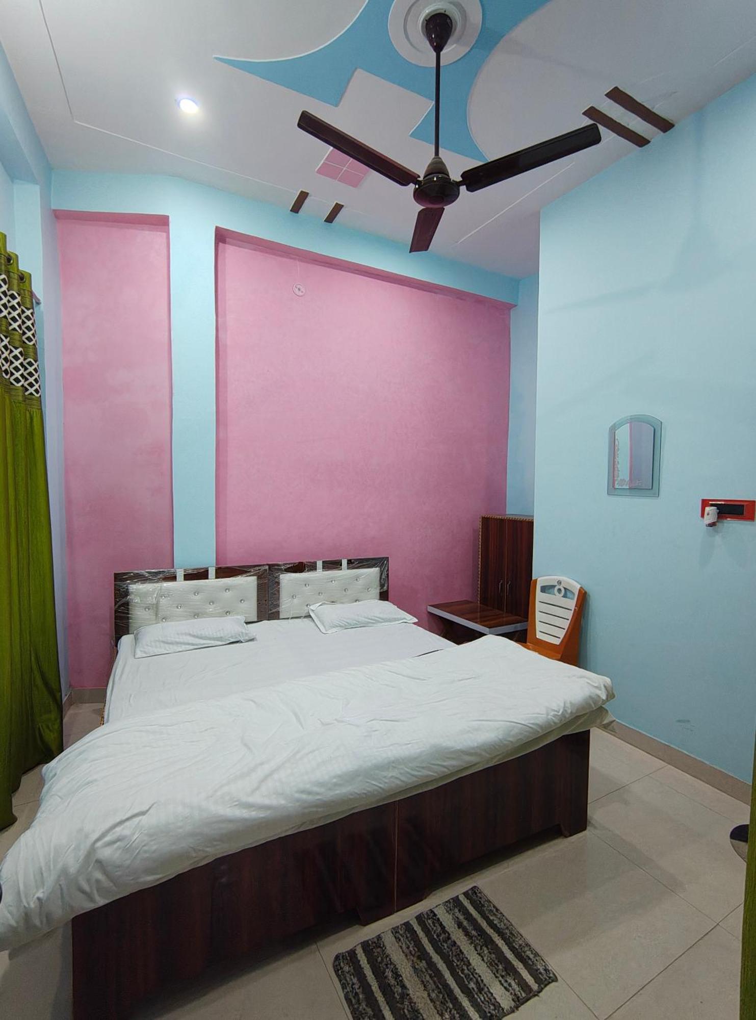 Harsh Home Stay Ayodhya Exterior photo